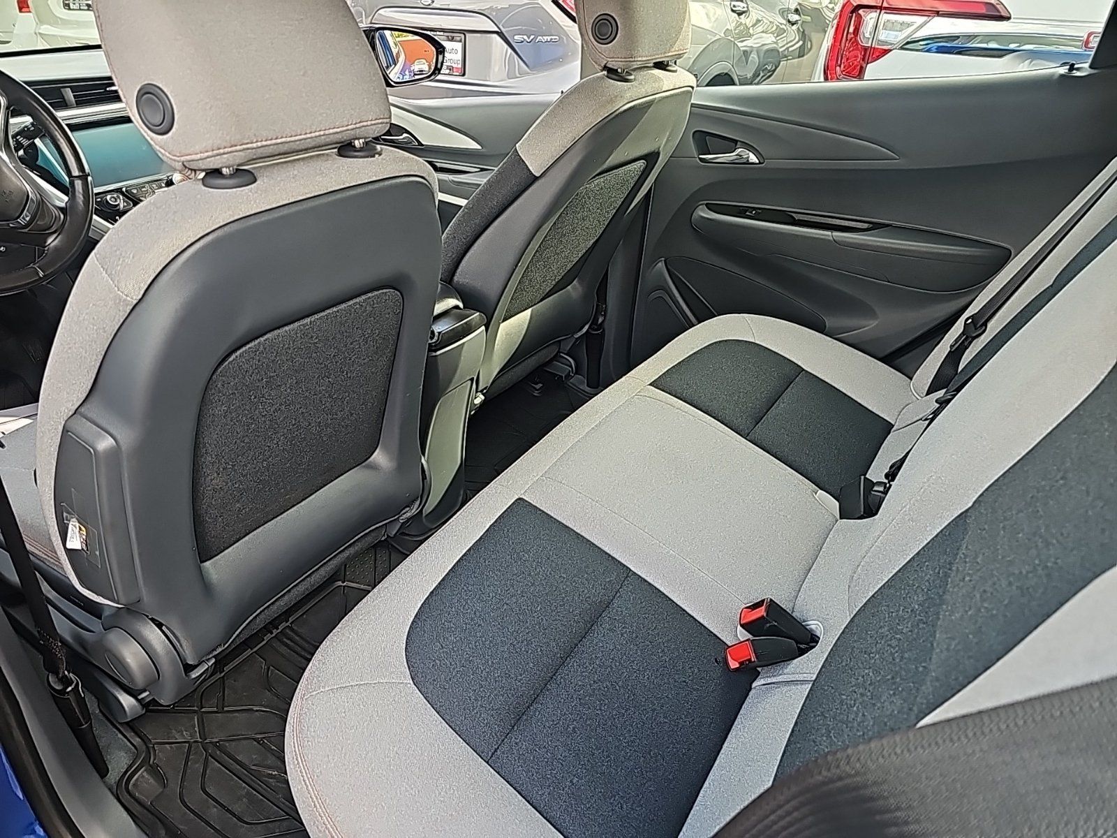 Used 2020 Chevrolet Bolt LT FWD image 11