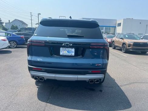 Used 2025 Chevrolet Traverse Z71 w/ Driver Confidence Package AWD/4WD image 6