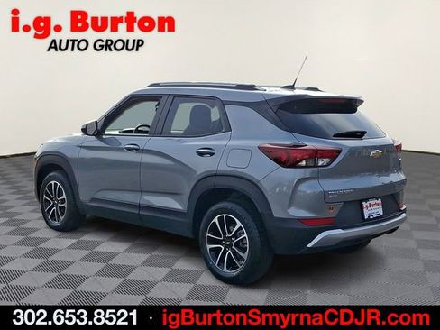 Used 2025 Chevrolet TrailBlazer LT image 4