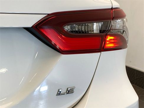 Used 2021 Toyota Camry LE w/ Carpet Mat Package (TMS) image 24