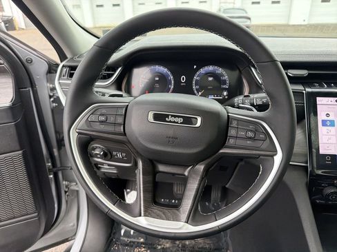 Used 2025 Ford Transit 350 XLT RWD image 21