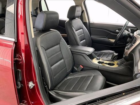 Used 2017 GMC Acadia Denali w/ Technology Package image 7