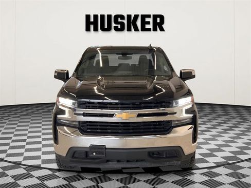 Used 2022 Chevrolet Silverado 1500 LT image 3