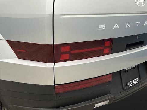 Used 2025 Hyundai Santa Fe SEL image 17