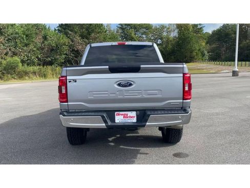 Used 2023 Ford F150 XLT image 7