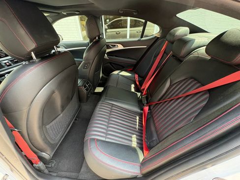 Used 2022 Genesis G70 3.3T w/ Sport Advanced Package RWD image 24