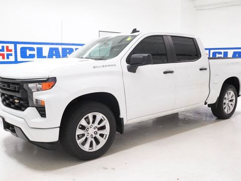 Used 2024 Chevrolet Silverado 1500 Custom RWD image 28