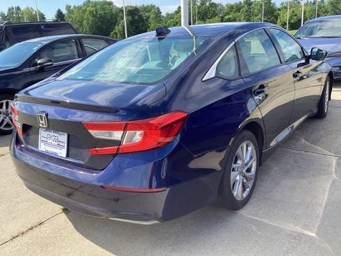 Used 2019 Honda Accord LX image 10