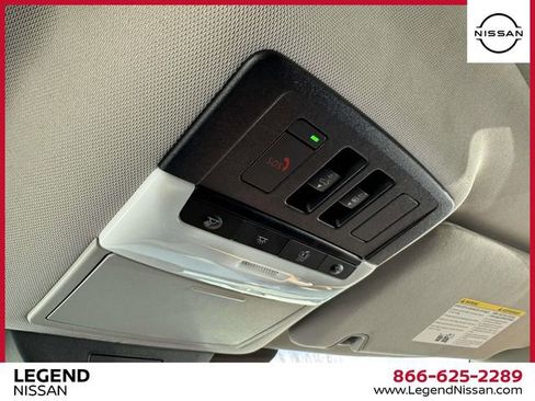 Used 2022 Nissan Pathfinder Platinum AWD/4WD image 30