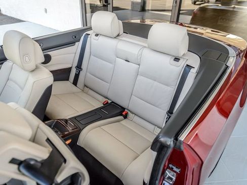 Used 2012 BMW 328i Convertible image 48