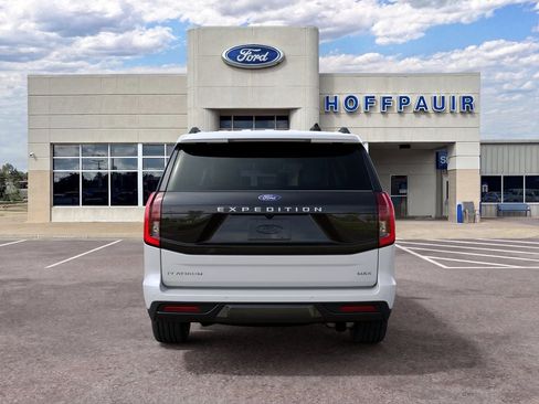 New 2027 Ford Expedition Max Platinum w/ Driver's Package AWD/4WD image 7