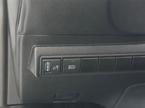 Certified 2023 Toyota Corolla SE FWD image 14