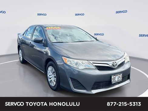 Used 2013 Toyota Camry L image 1