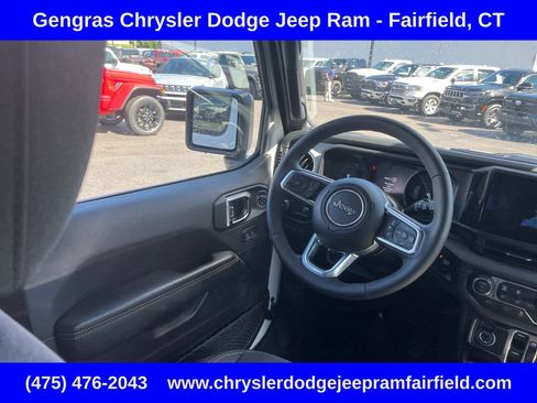 Certified 2025 Jeep Wrangler Unlimited Sahara w/ Safety Group AWD/4WD image 59