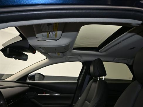 Certified 2024 MAZDA CX-30 AWD 2.5 S w/ Preferred Package image 22