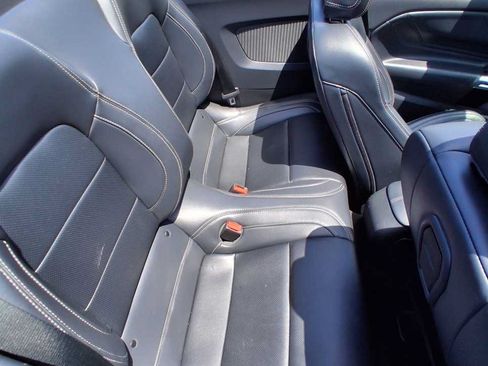 Used 2025 Ford Mustang Premium RWD image 37
