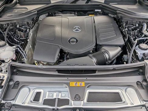 New 2026 Mercedes-Benz GLC 300 4MATIC image 18