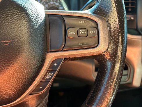Used 2024 RAM 3500 Tradesman w/ Chrome Appearance Group AWD/4WD image 21