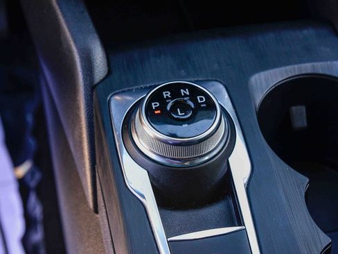 Used 2025 Ford Escape ST-Line w/ Equipment Group 301A image 23