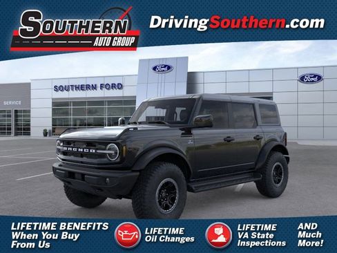New 2026 Ford Bronco Outer Banks w/ Sasquatch Package AWD/4WD image 1