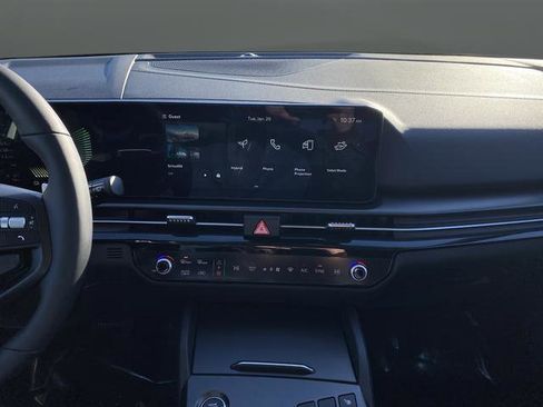 New 2026 Kia Sportage EX image 9