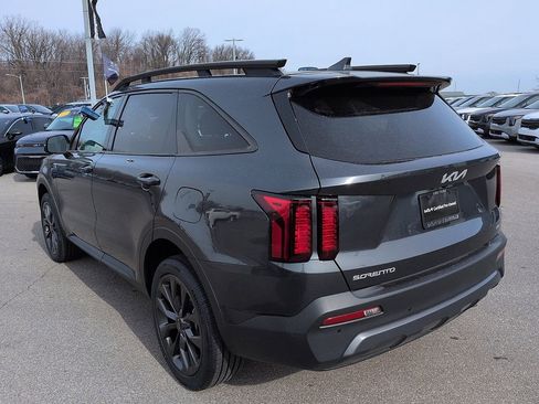 Used 2023 Kia Sorento X-Line EX image 5