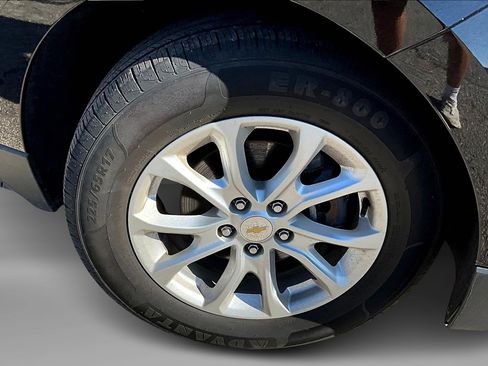 Used 2020 Chevrolet Equinox LT image 9
