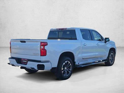 New 2026 Chevrolet Silverado 1500 High Country w/ Technology Package image 2