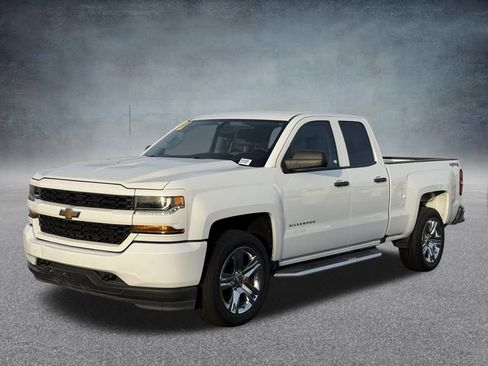 Used 2019 Chevrolet Silverado 1500 Custom image 8