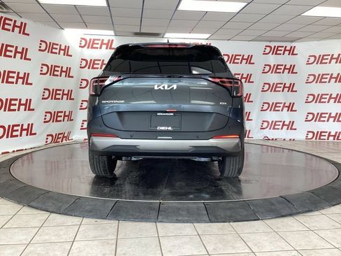 New 2026 Kia Sportage EX AWD/4WD image 6