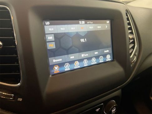 Used 2019 Jeep Compass Sport w/ Cold Weather Group image 14