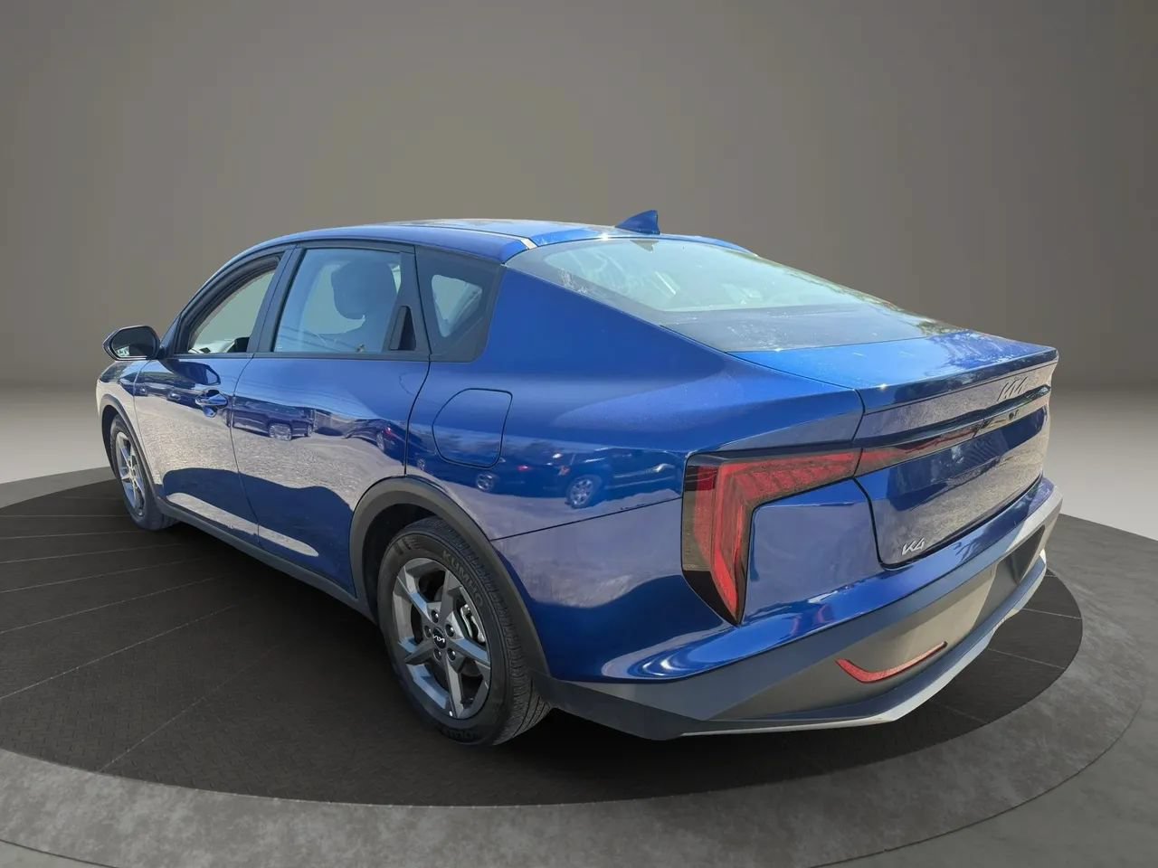 Used 2025 Kia K4 FWD image 7