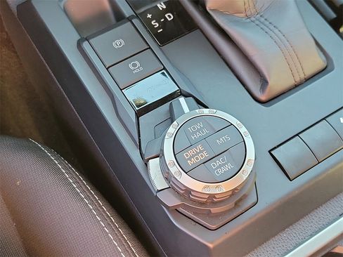 Used 2025 Toyota Tacoma TRD Off-Road image 27