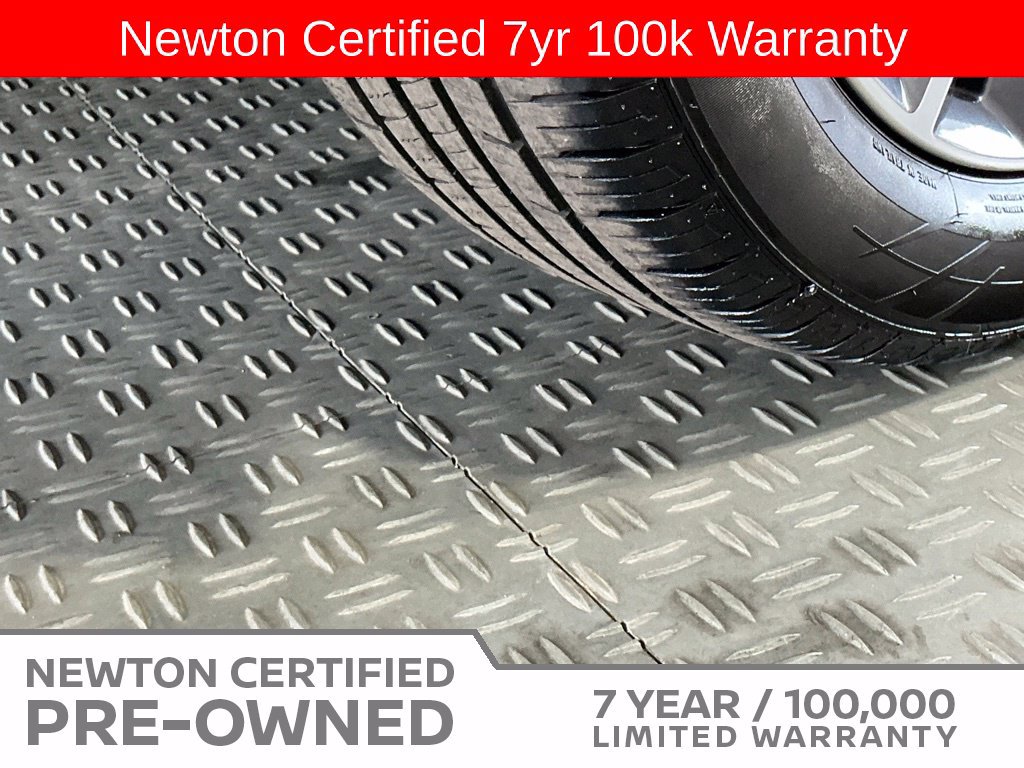 Used 2023 Nissan Versa S w/ S Plus Package FWD image 40