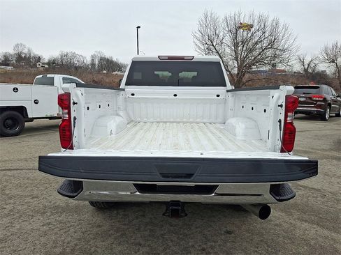 Used 2024 Chevrolet Silverado 3500 LT image 27