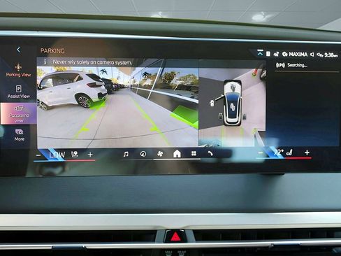 New 2026 BMW iX xDrive60 w/ Premium Package image 27