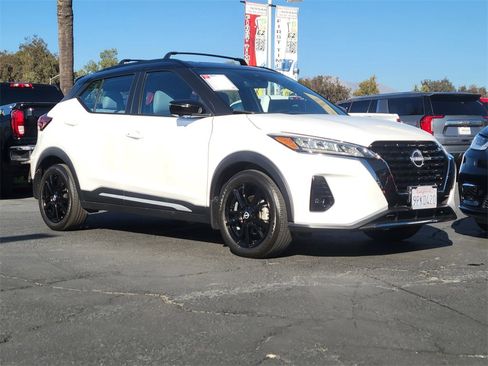 Used 2024 Nissan Kicks SR w/ SR Premium Package image 35