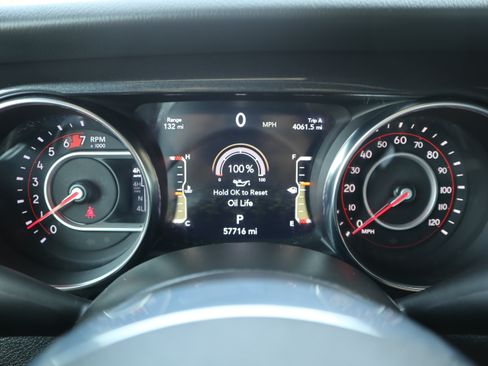 Used 2022 Jeep Wrangler Unlimited Rubicon w/ Dual Door Group (Lowers Only) AWD/4WD image 17