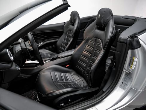 Used 2016 Ferrari California T image 43