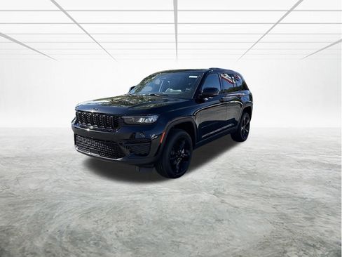 New 2025 Jeep Grand Cherokee Altitude image 7