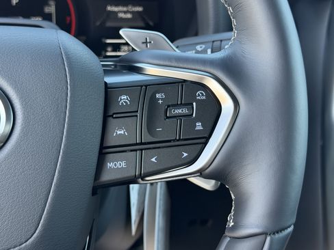 New 2026 Lexus LX 700h Luxury AWD/4WD image 25