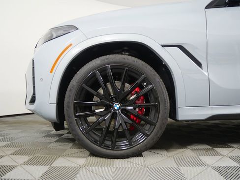 New 2026 BMW X6 xDrive40i w/ Executive Package image 7