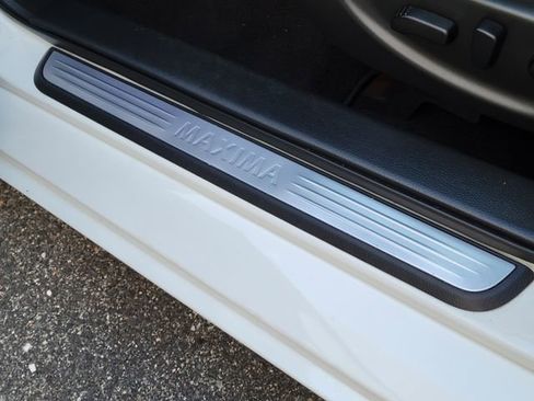 Used 2023 Nissan Maxima SR w/ Sport Mat Group image 26