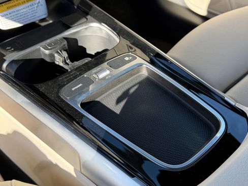 New 2026 Mercedes-Benz GLB 250 image 23