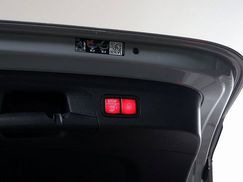 Certified 2024 Mercedes-Benz GLE 580 4MATIC image 33