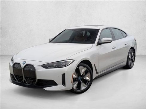 Used 2023 BMW i4 eDrive35 image 1