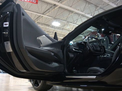 Used 2023 Chevrolet Corvette Stingray Preferred Cpe w/ Z51 Performance Package image 32