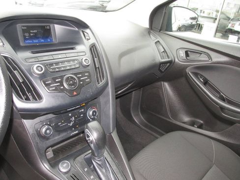 Used 2016 Ford Focus S FWD image 41