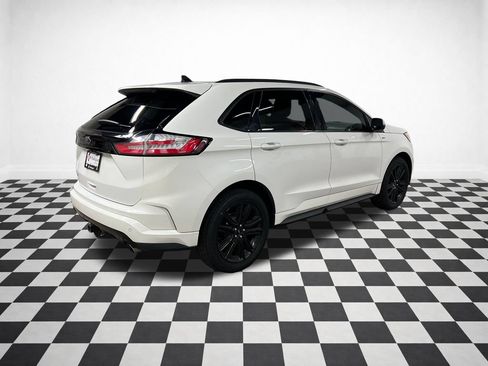 Used 2020 Ford Edge ST-Line w/ Cold Weather Package AWD/4WD image 8