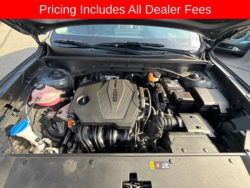 Used 2023 Kia Sorento S FWD image 11